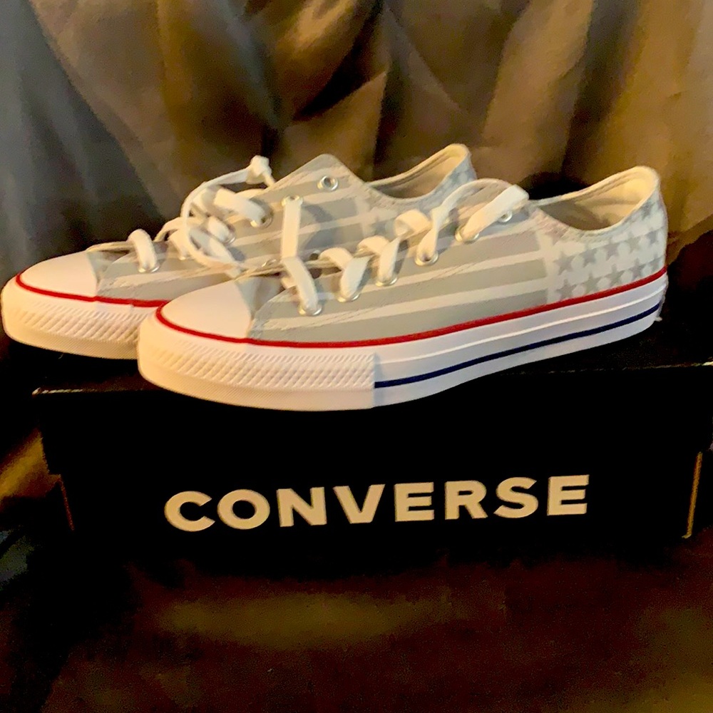 Converse Sneakers sz.4 1/2